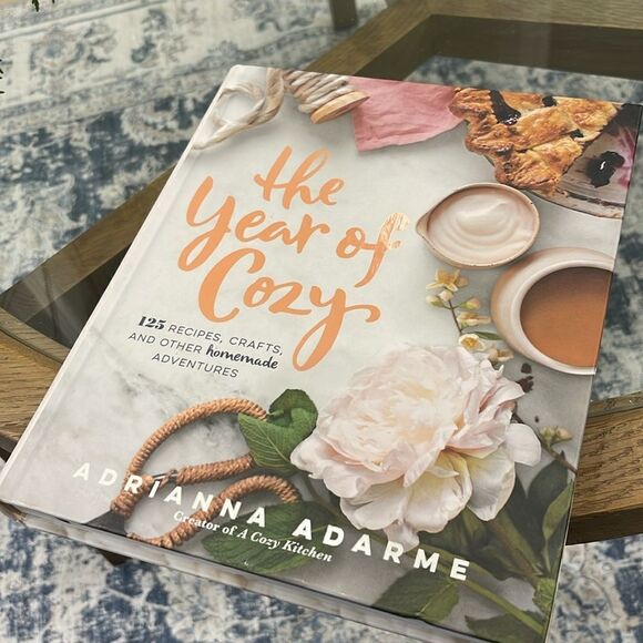 Adarme: The Year of Cozy: 125 Recipes, Crafts, and Other Homemade Adventures - Picture 2 of 7
